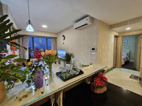 Mina Home